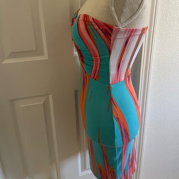 IKAT sleeveless Summer dress - Picture 5 of 5